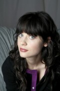 Zooey Deschanel - Страница 4 74687e295173165