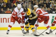 Detroit Red Wings – Boston Bruins, 5 October (30xHQ) D60eb9295245453