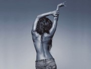 Келли Роулэнд (Kelly Rowland) Here I am, 26 июля 2011 (7xHQ)  Fb4d17297435794