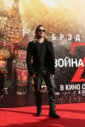 Брэд Питт (Brad Pitt) Attends at the opening of the 35th Annual Moscow International Film Festival in Moscow (June 20, 2013) - 51xHQ Be40dc299066720
