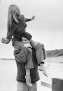 Brigitte Bardot - Страница 3 F828f8299247013