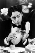 Чаплин / Chaplin (Роберт Дауни мл., 1992)  949acc305512147