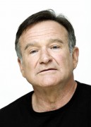 Робин Уильямс (Robin Williams) World's Greatest Dad - Photocall, Los Angeles, 2009 (33xHQ) Ce5eda305516208