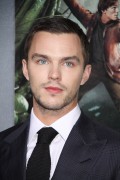 Николас Холт (Nicholas Hoult) Jack The Giant Slayer premiere held at TCL Chinese Theatre in Hollywood, 02.26.13 - 9xHQ 2e7b83305538959