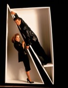 Джиллиан Андерсон, Дэвид Духовны (Gillian Anderson, David Duchovny) TV Guide for December 1994 - 3xHQ F978be305560367