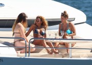 Мелани Браун (Melanie Brown) Bikini Candids on a Yacht in Sydney,09.02.14 - 33xHQ 368173307772412