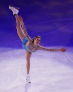 Каролина Костнер (Carolina Kostner) - Figure Skating Exhibition Gala, Sochi, Russia, 02.22.2014 (25xHQ) 942eaa309921544