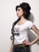 Эми Уайнхаус (Amy Winehouse) фотограф Jillian Edelstein - 12xHQ Fb5a3d312677821