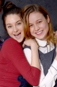 Шейлин Вудли, Бри Ларсен, Майлз Теллер (Brie Larson, Miles Teller, Shailene Woodley) Sundance Film Festival 'Spectacular Now' Portraits by Jeff Vespa (Park City, 18.01.2013) (10xHQ) 3f90fc315033101