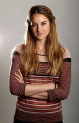 Шейлин Вудли (Shailene Woodley) Matt Sayles Portraits (Los Angeles, July 29, 2013) (18xHQ) 719a39315032904