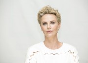 Шарлиз Терон (Charlize Theron) A Million Ways to Die in the West Press Conference, Four Seasons Hotel, Beverly Hills, 2014 - 45xHQ Fddbc0316183600