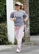 Джери Холливелл (Geri Halliwell) Out jogging in Hampstead, London - 30.03.14 - 18xHQ 6a8251321694687