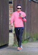 Мелани Чисхолм (Melanie Chisholm) jogging in North London - February 21, 2014 (16xHQ) 429c6e323179975