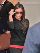 Виктория Бекхэм (Victoria Beckham) 2014-02-28 opens her first shop in shop at Printemps in Paris (56xHQ) 8d11b9324354231