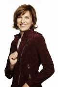 Fiona Bruce  B7ff8b325850227