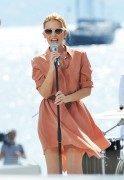 Кайли Миноуг (Kylie Minogue) performs on stage for french tv station Canal+ in Cannes 5/20/14 - 126 HQ/MQ 23e3b2327901819