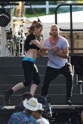 Дженнифер Лопез (Jennifer Lopez) Rehearsing for the IHeartRadio Pool Party in Miami Beach - June 28, 2014 - 91xUHQ Cacfaf336189860