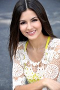 Виктория Джастис (Victoria Justice) Campaign Soar With Reading 2014 (2xHQ) Ef8346336539364