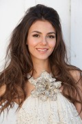 Виктория Джастис (Victoria Justice) Topanga Ranch Motel Fashion Shoot at Topanga Beach in California - January 23, 2011 (442xHQ) 2476e6336573272