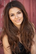 Виктория Джастис (Victoria Justice) Topanga Ranch Motel Fashion Shoot at Topanga Beach in California - January 23, 2011 (442xHQ) 5a8047336574655