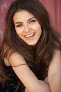 Виктория Джастис (Victoria Justice) Topanga Ranch Motel Fashion Shoot at Topanga Beach in California - January 23, 2011 (442xHQ) 5a84e6336574696