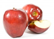 Красные яблоки на белом фоне (Red apple) 53fefe336609879