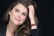 Кери Расселл (Keri Russell) 'Dawn Of The Planet Of The Apes' press conference in San Francisco - 06.27.14 - 22 HQ A462e0336876586