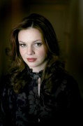 Эмбер Тэмблин (Amber Tamblyn) Hans Gutknecht Photoshoot 2007 (5xHQ) 17e194337300588