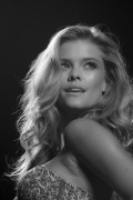 Nina Agdal - Страница 2 F2d76a340777330