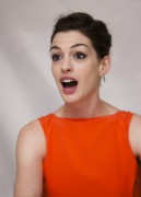Энн Хэтэуэй (Anne Hathaway) 'One Day' press conference portraits by Armando Gallo, New York City, August 10, 2011 - 35xUHQ 18e3d3342571374