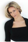 Emily Maitlis 8d3895346210170