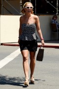Бритни Спирс (Britney Spears) Out for some solo shopping in Westlake Village, 13.08.2014 - 117хHQ 16c660347449168