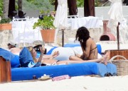 Кара Делевинь и Мишель Родригес (Michelle Rodriguez, Cara Delevigne) at beach in Cancún, Mexico, 2014.03.28 (58xHQ) 863422349072532