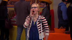 Liv & Maddie - S02E01 Premiere A Rooney - 129 caps