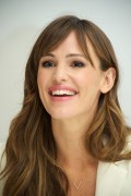 Дженнифер Гарнер (Jennifer Garner) "Alexander And The Terrible, Horrible, No Good, Very Bad Day" Press Conference, 9/28/2014 - 32xHQ A70afe355175312