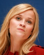 Риз Уизерспун (Reese Witherspoon) 'Water For Elephants' Press Conference (Santa Monica, 02.04.2011) 88c4e6355599262
