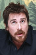 Кристиан Бэйл (Christian Bale) 'American Hustle' press conference (New York, 06.12.2013) 3bb18e356887913