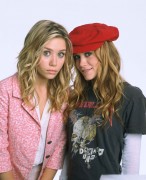 Мэри-Кейт Олсен и Эшли Олсен (Ashley, Mary-Kate Olsen) New York Minute Promoshoot 2004 - 39xHQ C0cf31358551848