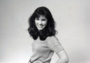Сандра Буллок (Sandra Bullock) photoshoot by Andy Crews 1980 (4xHQ) 1d8f9b360038999