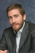 Джейк Джилленхол (Jake Gyllenhaal) Rendition Press Conference 2007 - 54xHQ 53ffad363035066