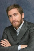 Джейк Джилленхол (Jake Gyllenhaal) Rendition Press Conference 2007 - 54xHQ B33618363035054