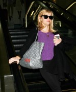 Риз Уизерспун (Reese Witherspoon) LAX airport October 30-2014 (52xHQ) B85aff363286530