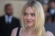 Dakota Fanning - Страница 4 5584ce364176847