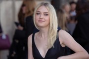 Dakota Fanning - Страница 4 C3583a364176764