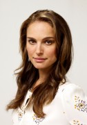 Натали Портман (Natali Portman) 2009 Tiff Portraits session (6xHQ) 4e2693366239351