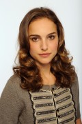 Натали Портман (Natali Portman) TFF 2009 Portrait - 18xHQ 8c7bdc366241089