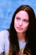 Анджелина Джоли (Angelina Jolie) Lara Croft Tomb Raider press conference (2001) 39510b367511682