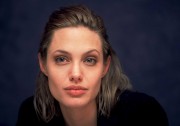Анджелина Джоли (Angelina Jolie)   Girl, Interrupted press conference 1999 (13xHQ) D3acce367524826