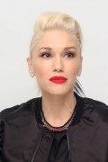 Гвен Стефани (Gwen Stefani) 'Paddington' Press Conference in Beverly Hills by Munawar Hosain - December 1, 2014 (37xHQ) 38bb3f371201390