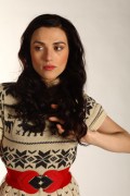 Кэти МакГрат (Katie McGrath) промо фото к фильму Принцесса на рождество - 126xHQ E3f14b376883802